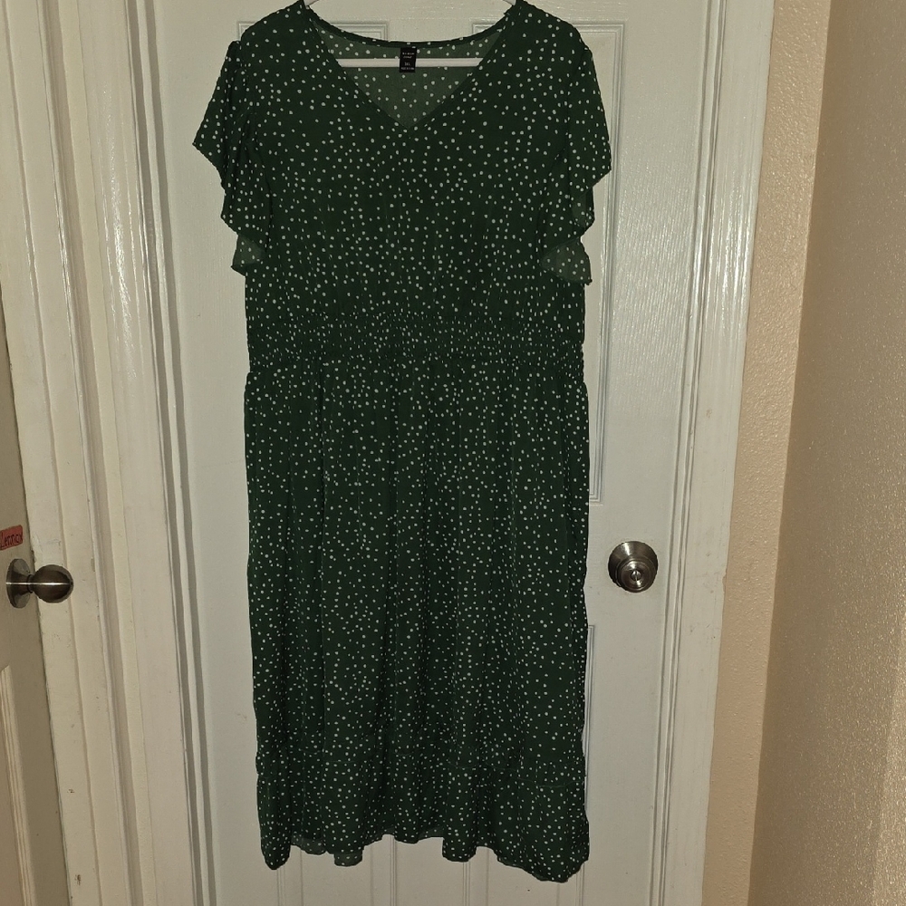 SHEIN Dark Green Midi Dress with White Dots